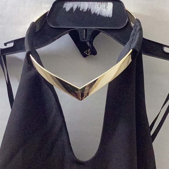 HALSTON
OKI JUMPSUIT IN STRETCH CREPE
$575.00 - Picture 7 of 15